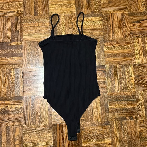 Heart and Hips, Black ribbed bodysuit - Picture 2 of 2